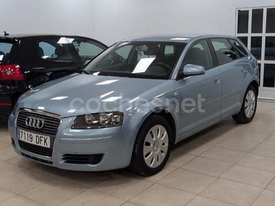Azul Usado 2006 Audi A3 Ambiente Berlina | 5780 € (Precio justo)