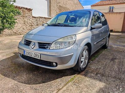 Usado Renault Scénic II Dynamique 120 CV (88 kW) 2005 Gris / plata Monovolumen