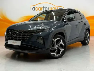 Usado Hyundai Tucson 230 CV (169 kW) 2022 Gris SUV
