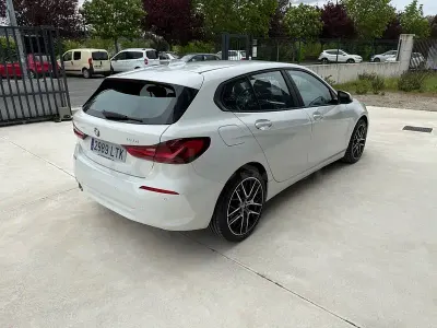 Usado BMW 116 116 CV (85 kW) 2021 Blanco Utilitario