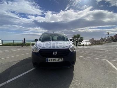 Usado Dacia Dokker Ambiance 90 CV (66 kW) 2017 Blanco Monovolumen