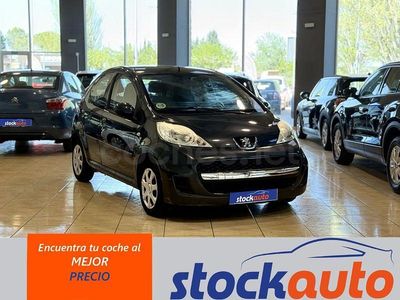 Usado Peugeot 107 54 CV (39 kW) 2009 Negro Utilitario