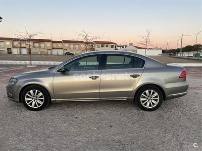 Usado VW Passat Advance 140 CV (102 kW) 2013 Beige Berlina
