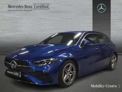 Usado Mercedes A180 109 CV (80 kW) 2024 Azul Utilitario