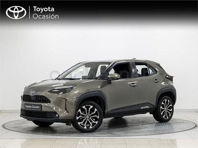 Usado Toyota Yaris Cross Active 116 CV (85 kW) 2023 Marrón SUV