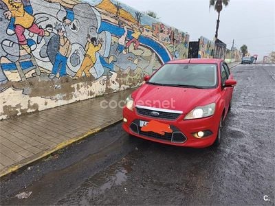 Rojo Usado 2009 Ford Focus Trend Berlina | 4800 € (Un poco caro)