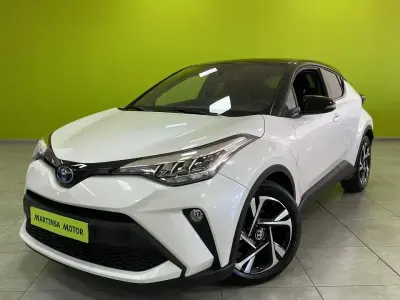 Usado Toyota C-HR Advance 122 CV (89 kW) 2022 Blanco SUV