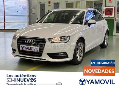 Blanco Usado 2013 Audi A3 Attraction Berlina | 13.950 € (Precio justo)