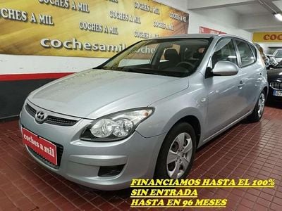 Usado Hyundai i30 Classic 109 CV (80 kW) 2009 Beige Utilitario