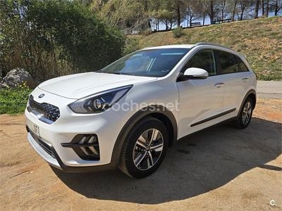Usado Kia Niro 141 CV (103 kW) 2021 Blanco SUV