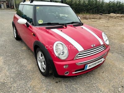 Usado Mini Cooper 120 CV (88 kW) 2005 Rojo Utilitario