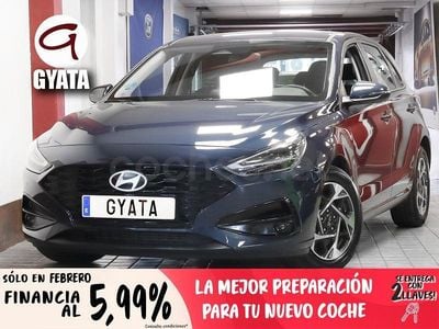 Usado Hyundai i30 100 CV (73 kW) 2025 Azul Berlina
