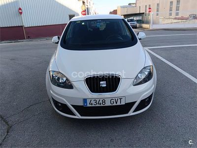Usado Seat Altea Sport 160 CV (117 kW) 2010 Blanco Monovolumen