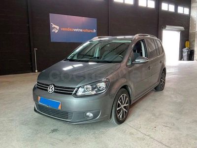 Usado VW Touran Advance 105 CV (77 kW) 2015 Gris / plata Monovolumen
