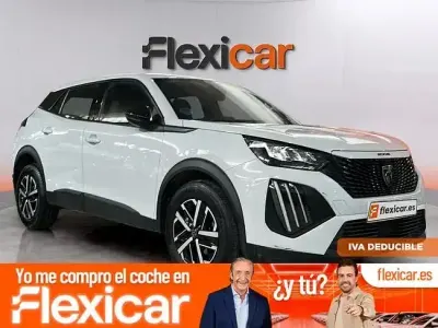 Usado Peugeot 2008 Active 100 CV (73 kW) 2023 Blanco SUV