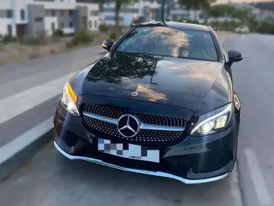 Usado Mercedes C250 204 CV (150 kW) 2018 Negro Coupe