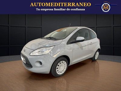 Usado Ford Ka Trend 69 CV (50 kW) 2015 Gris / plata Berlina