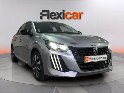 Usado Peugeot 208 Style 110 CV (80 kW) 2025 Gris Utilitario