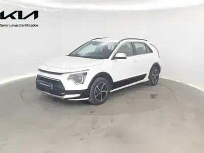 Usado Kia Niro 129 CV (94 kW) 2025 Blanco SUV