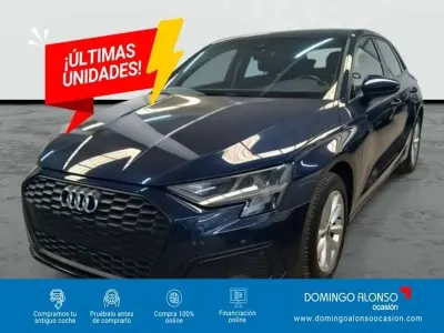 Usado Audi A3 110 CV (80 kW) 2023 Azul Berlina