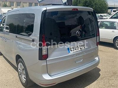 Usado VW Caddy 102 CV (75 kW) 2021 Gris / plata Monovolumen