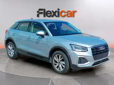 Usado Audi Q2 Advanced 150 CV (110 kW) 2023 Gris SUV