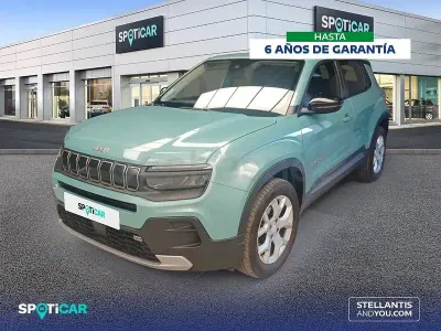 Usado Jeep Avenger Altitude 100 CV (73 kW) 2024 Azul SUV