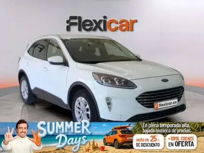 Usado Ford Kuga Titanium 150 CV (110 kW) 2023 Blanco SUV