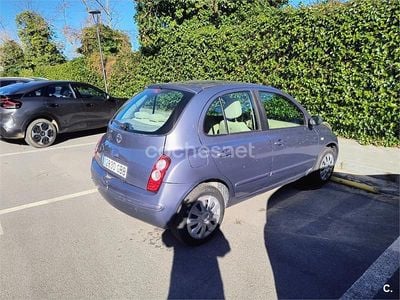 Usado Nissan Micra Acenta+ 80 CV (58 kW) 2008 Violeta / lila Berlina