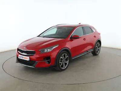 Usado Kia XCeed 120 CV (88 kW) 2021 Rojo SUV