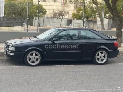 Usado Audi 80 133 CV (97 kW) 1993 Azul Berlina