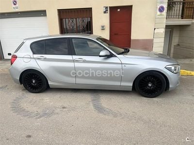 Usado BMW 118 143 CV (105 kW) 2015 Gris / plata Utilitario