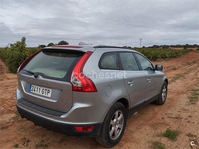 Gris / plata Usado 2011 Volvo XC60 Momentum SUV | 5500 € (Caro)