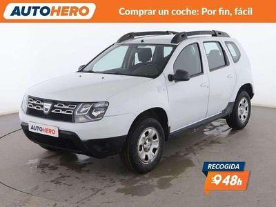 Usado Dacia Duster Lauréate 110 CV (80 kW) 2014 Blanco SUV