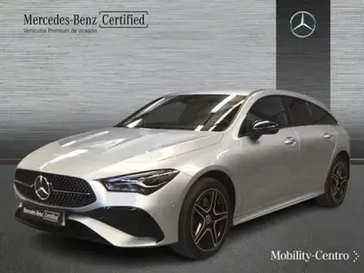 Usado Mercedes CLA250e 218 CV (160 kW) 2025 Plateado Coupe