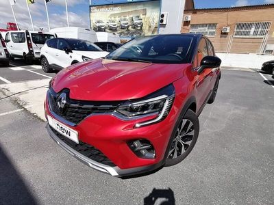 Usado Renault Captur Techno 90 CV (66 kW) 2023 Rojo SUV