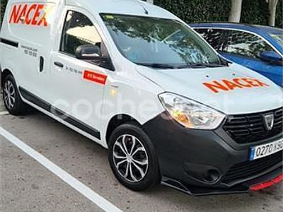 Usado Dacia Dokker Essentiel 102 CV (75 kW) 2018 Blanco Monovolumen