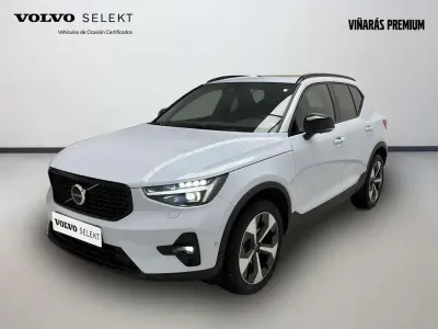 Usado Volvo XC40 Plus 197 CV (144 kW) 2024 Azul SUV