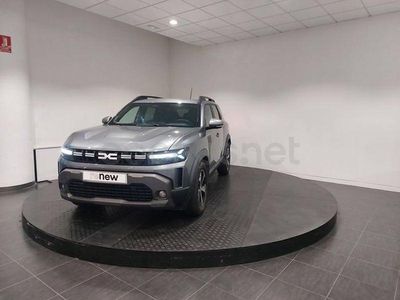 Käytetty Dacia Duster Journey 130 HP (95 kW) 2024 Harmaa Katumaasturi