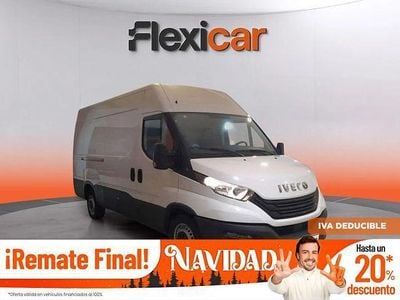 Blanco Usado 2022 Iveco Daily Van | 26.790 € (Un poco caro)