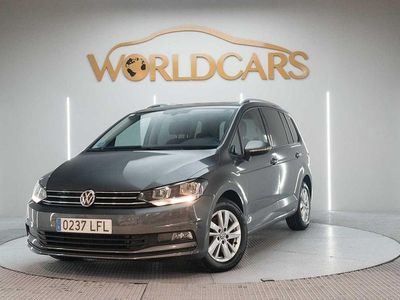 Usado VW Touran Advance 117 CV (86 kW) 2020 Gris Monovolumen