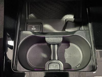 Negro Usado 2024 Mercedes A180 Advanced | 32.900 € (Precio justo)