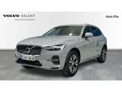 Usado Volvo XC60 Core 351 CV (258 kW) 2023 Gris SUV