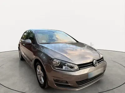 Usado VW Golf VII Advance 105 CV (77 kW) 2014 Beige Berlina