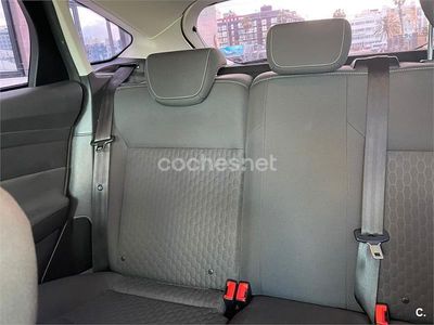 Usado Ford Focus Trend 125 CV (91 kW) 2014 Azul Berlina