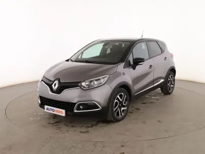 Usado Renault Captur Zen 90 CV (66 kW) 2015 Gris SUV