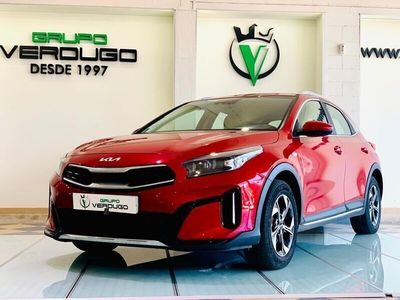 Rojo Usado 2022 Kia XCeed SUV | 18.900 € (Precio justo)
