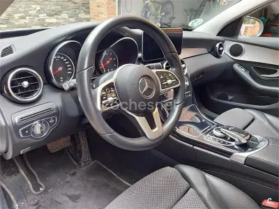 Usado Mercedes C220 170 CV (125 kW) 2018 Blanco Berlina