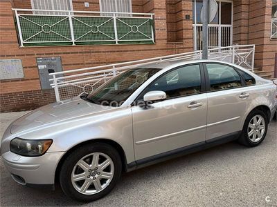 Volvo S40