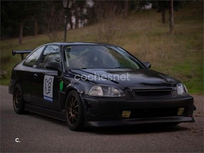 Usado Honda Civic SR 125 CV (91 kW) 1998 Negro Coupe